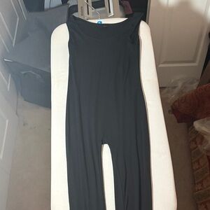 SHEIN Elegant Black Sleeveless Jumpsuit